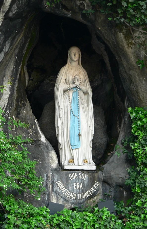 Virgen-de-Lourdes-w